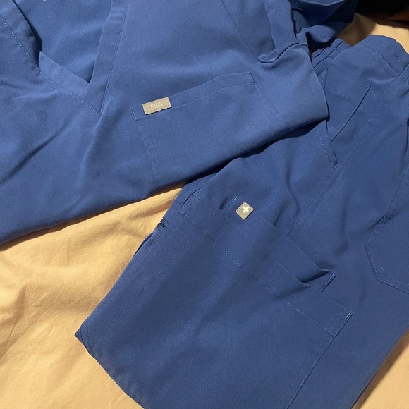 Figs scrub set - Picture 2 of 3